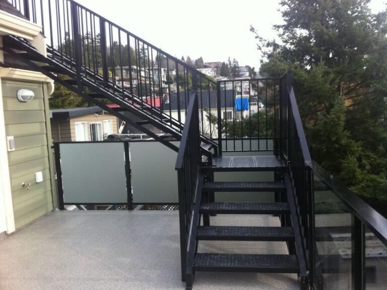 Aluminum-Tread-Stairs-02