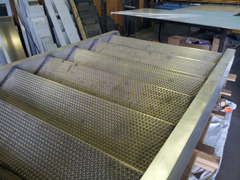 Aluminum-Tread-Stairs-03