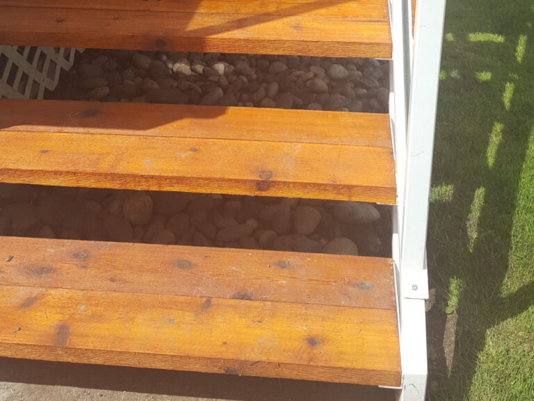 Wood-Tread-Stairs-02